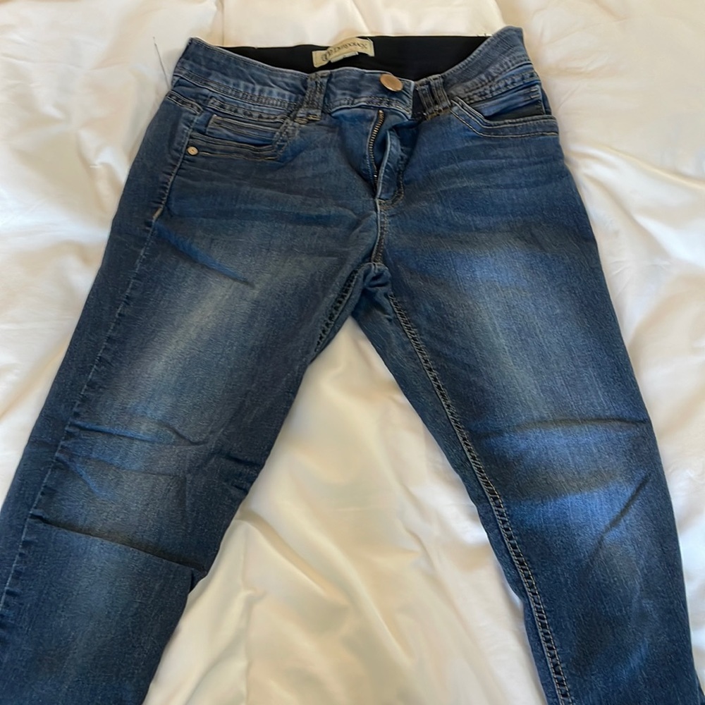 Democracy “Ab Technology” Jeans - size 8